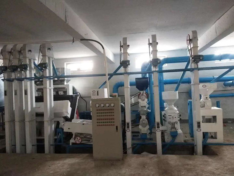 山西臨縣NZJ18型小米成套加工設(shè)備安裝調(diào)試完畢